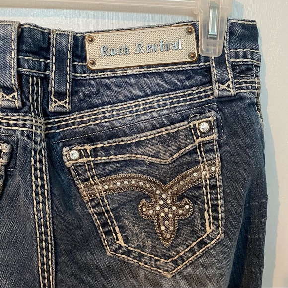 ROCK REVIVAL Vivian Boot Embellished Distressed Jeans Size 26 - Picture 7 of 10
